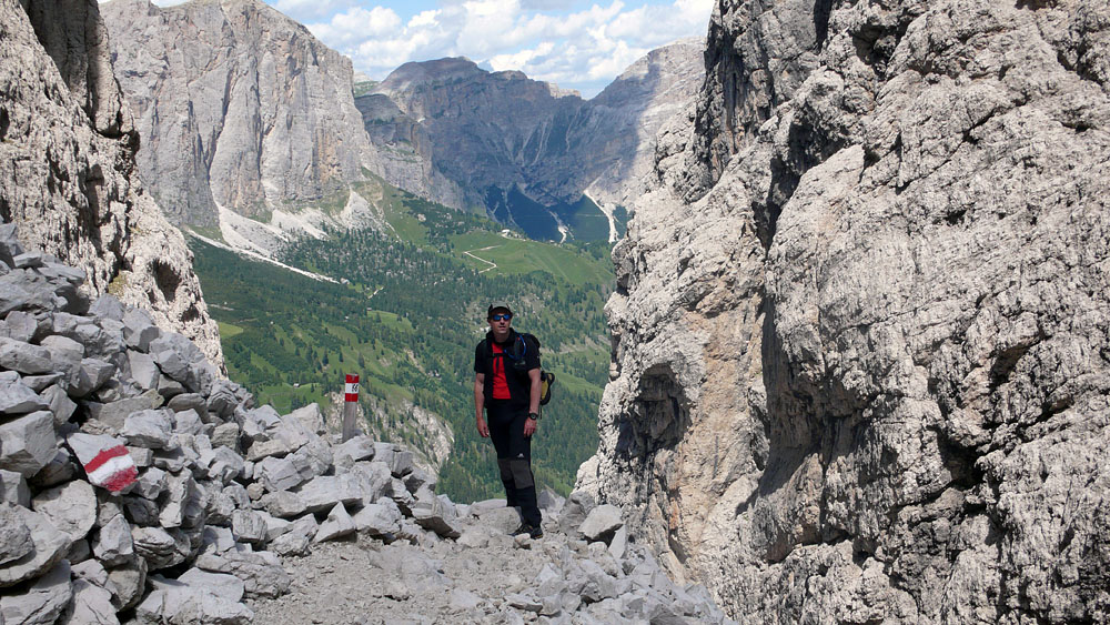 via dalla chiesa100.JPG